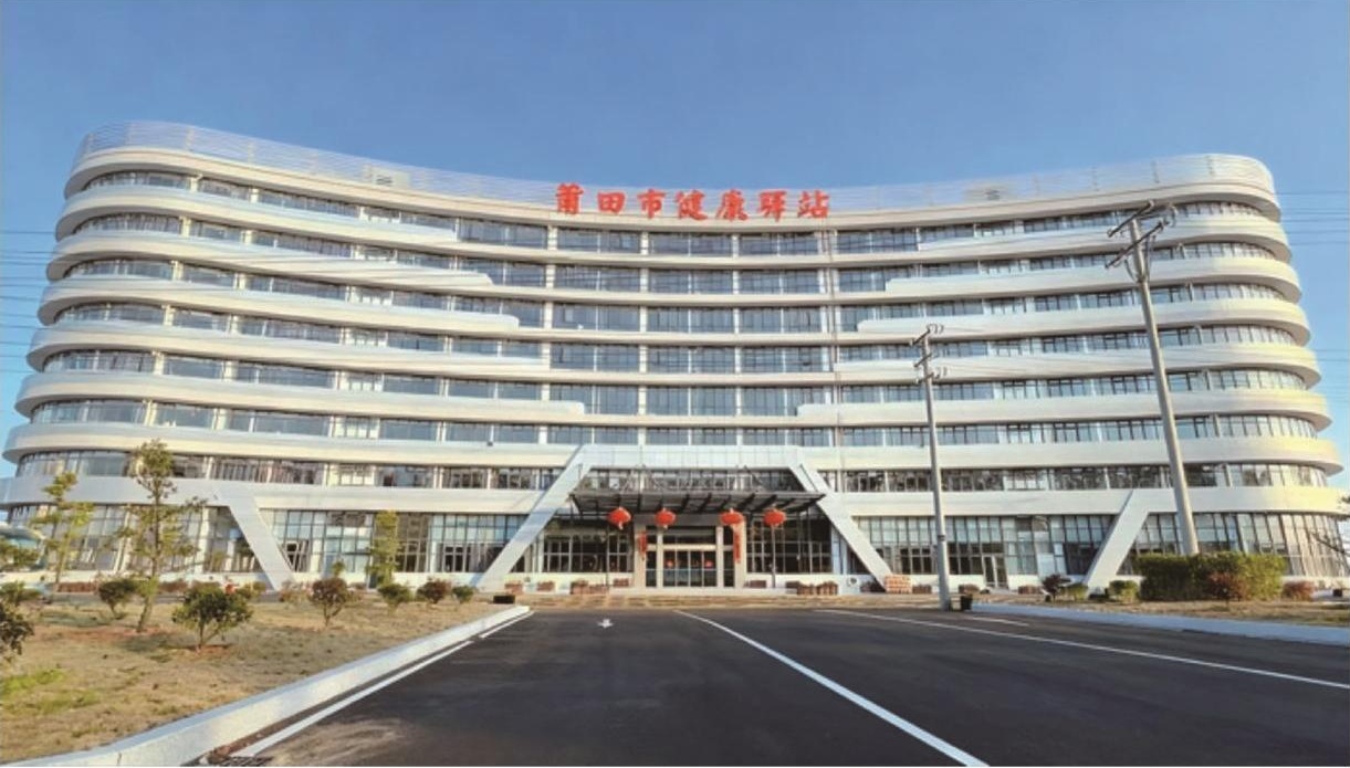 宏宝药械物流园建筑正面实景